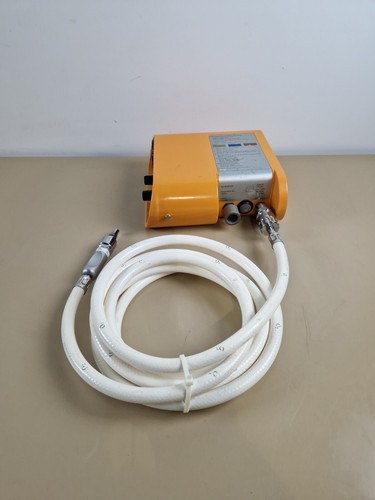 drager oxylog 1000 ventilator with air supply hose and 2x circuit hose set - Picture 4 of 6