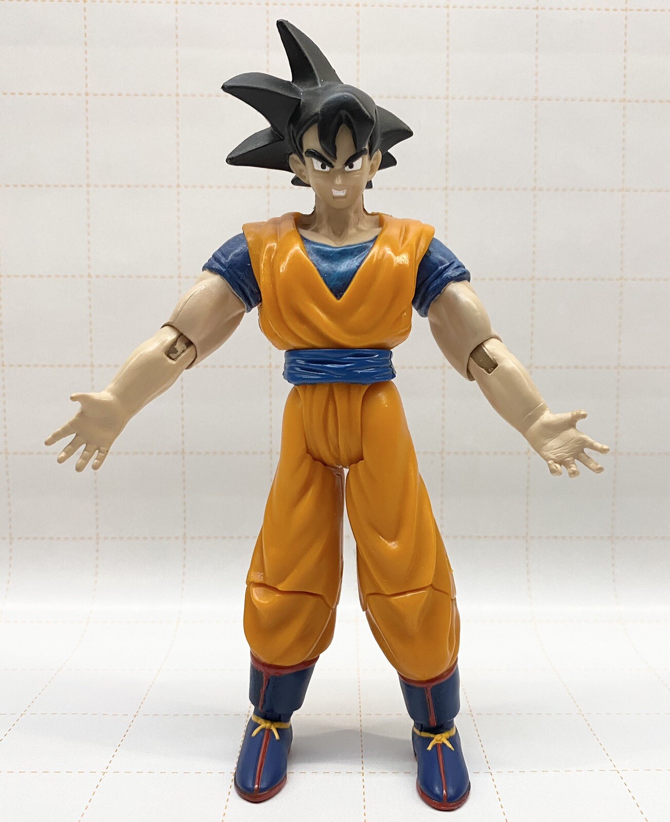 Dragon Ball Z Collectors Edition 10th Anniversary GOKU Figure Jakks 2005 RARE