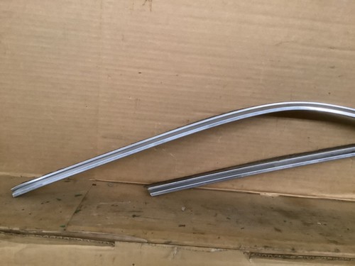 68 69 70 AMC Javelin techo superior tira climática retenedor moldeado fabricante de equipos originales conjunto diestro derecho derecho - Imagen 2 de 5