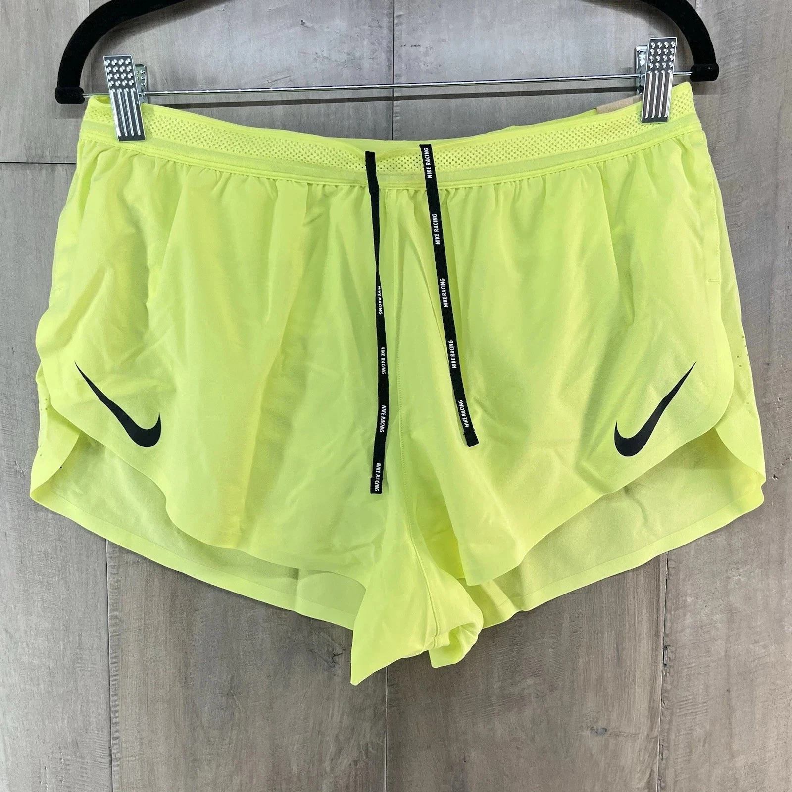 Men's Nike AeroSwift Dri-Fit ADV 2" Brief Lined Running Shorts FN3349-736 Size M
Opens in a new wind