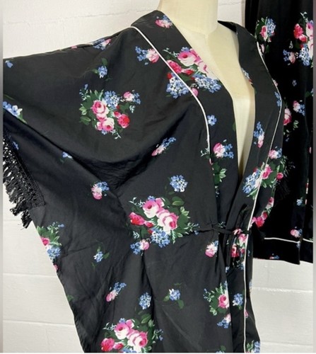 Japna Lounge Schlafanzug Loungewear Freizeit Gr. Medium schwarz geblümt - Bild 2 von 8