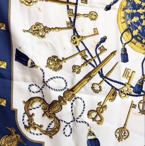 HERMES Carre 90 Scarf LES CLES Silk Blue No Tags stain - Picture 5 of 10