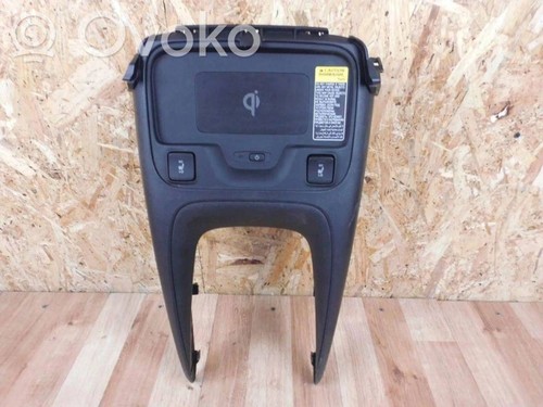 Toyota Corolla E210 E21 2021 Petrol/electricity Wireless charging module 112kW - Picture 1 of 2