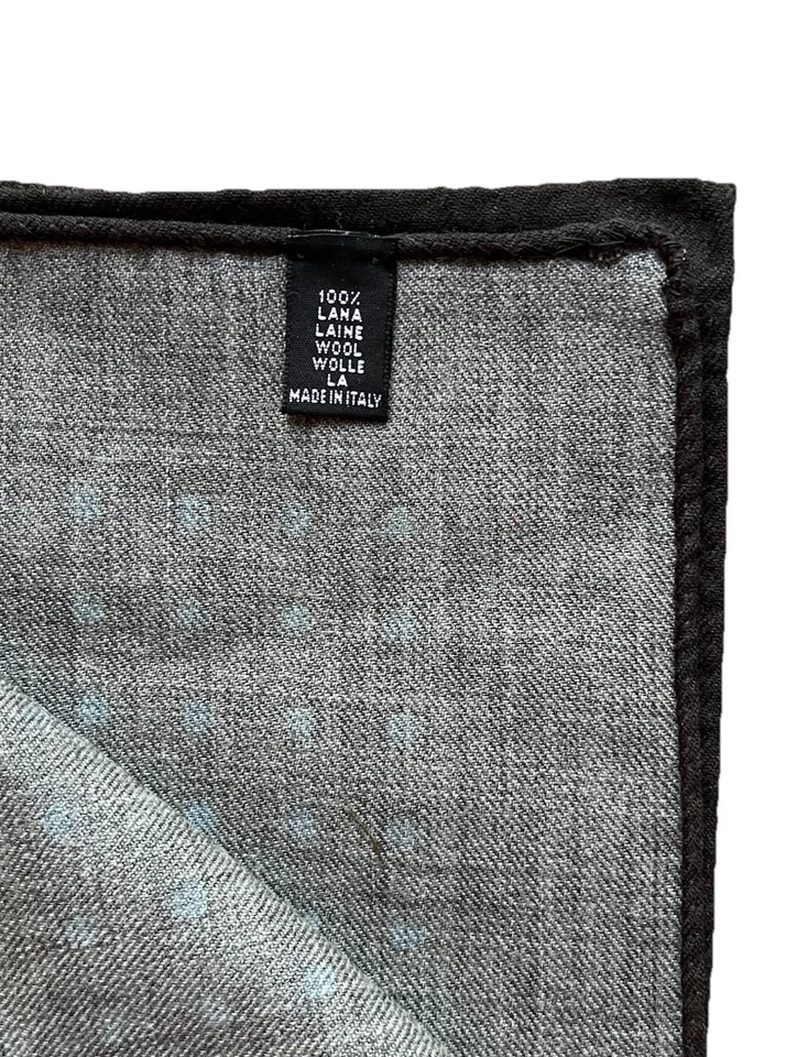 Cuadrado de bolsillo Kiton nuevo sin etiquetas - negro con azul 15x15 100 % lana Foto 4 de 4