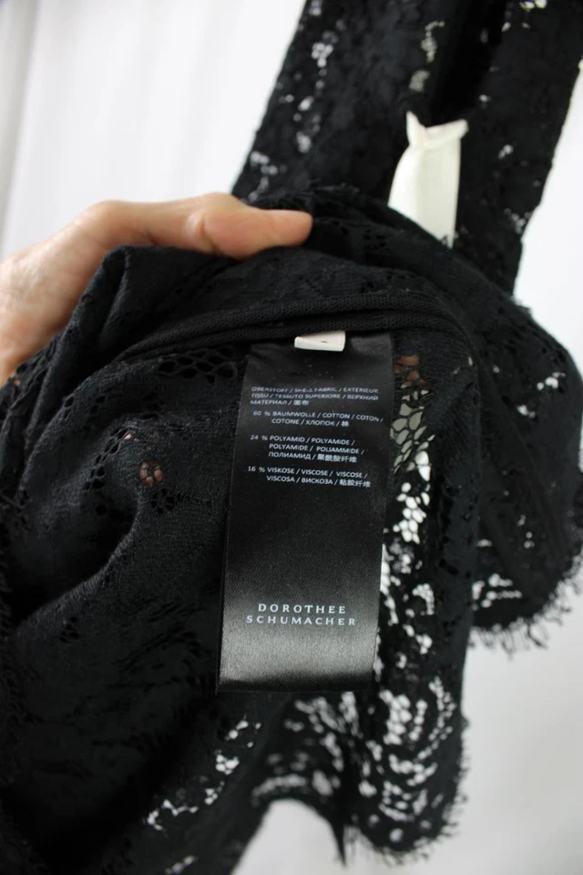 Blusa com capuz Dorothy Schumacher feminina preta mistura de algodão renda energizada 2 EUA 4 - Imagem 4 de 4