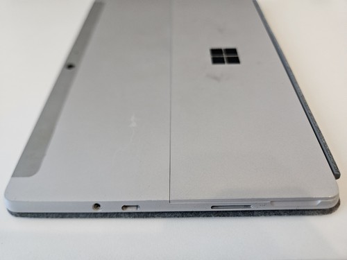 Microsoft Surface Go 2, 10.5 Zoll, 64 GB, 4 GB Ram, Touch - Bild 11 von 19