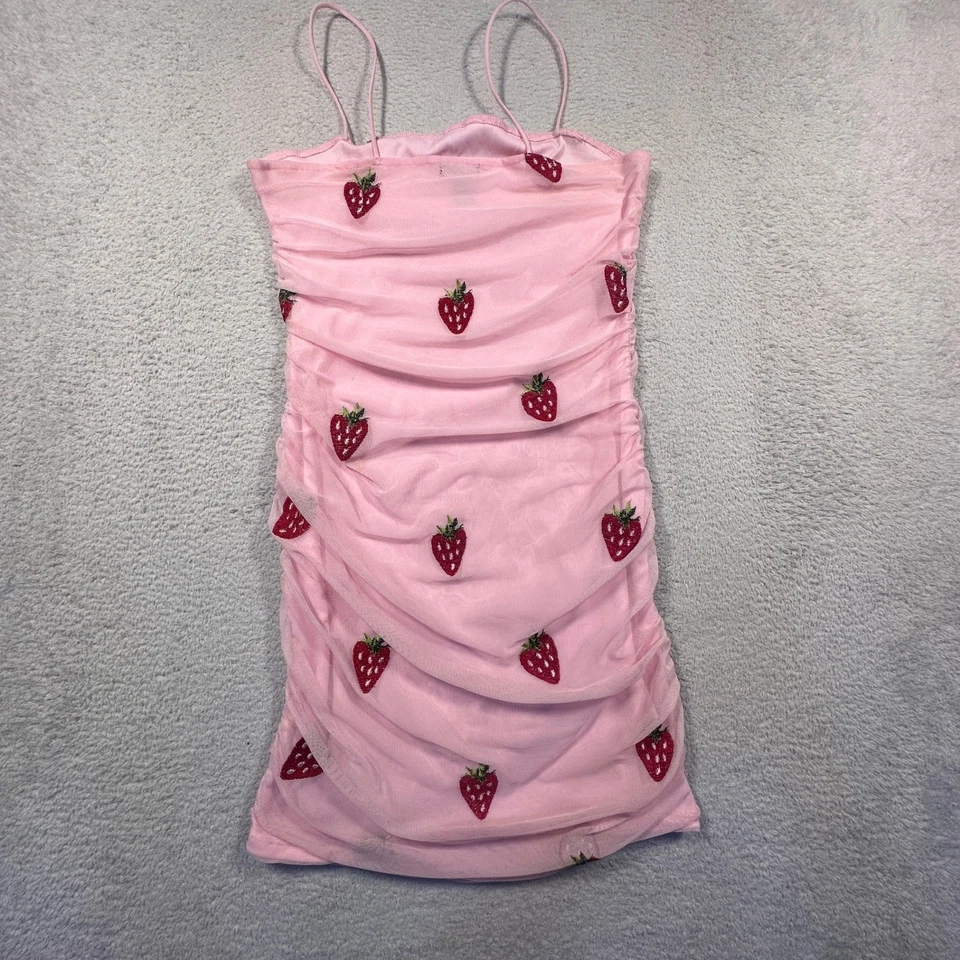 Mini Vestido Y2K Rue21 Fresa Acanalado Bodycon Correa de Espagueti Bordada M Foto 2 de 4