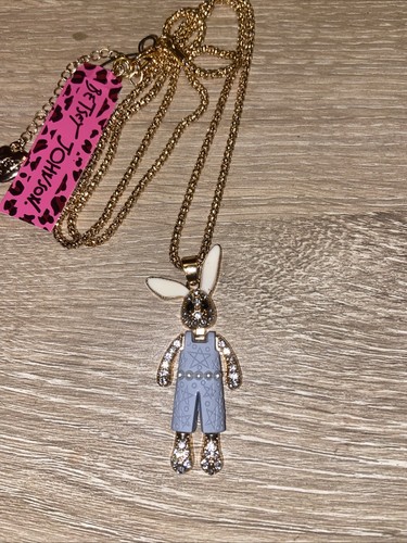 Betsey Johnson Fashion Crystal 🐰 Necklace - Picture 2 of 6