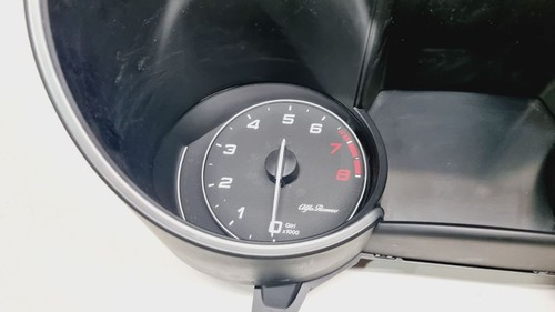 2018 Alfa Romeo Giulia Quadrifoglio speedometer instrument cluster 50554639 - Picture 2 of 6