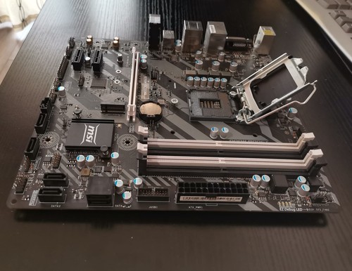 SCHEDA MADRE MSI B250M BAZOOKA LGA 1151 x CPU INTEL 6th/7th Generazione - Foto 3 di 3