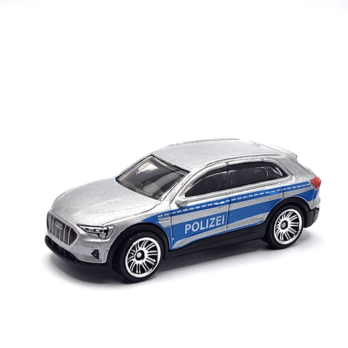 2020 20 Audi E-Tron Collectible 1/64 Scale Diecast Model GREAT GIFT 🎁 - Picture 2 of 6