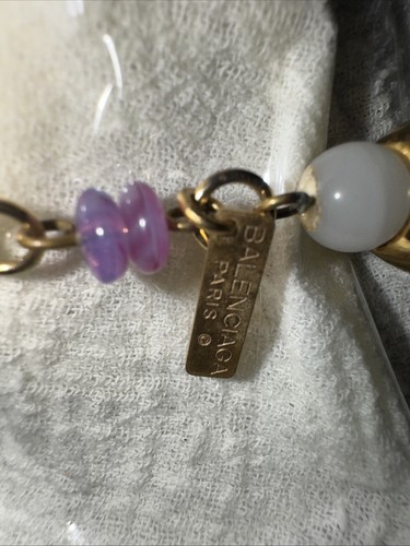 Vintage Balenciaga Necklace Choker White Milk Glass Beads Purple Lucite 18” READ - Picture 2 of 8