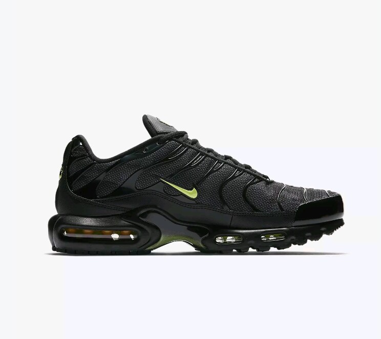 Nike Air Max Plus SE TN - AJ2018 001 Nike Air Max Plus SE TN - AJ2018 001