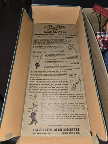 Hazelle's "Talking" Marionette - #313 Cowboy With Box - Picture 7 of 8