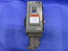 SQUARE D DISCONNECT SWITCH H362AWC 60A 600V 3P 3PH W/ 4P PLUG RECEPTACLE FUSIBLE