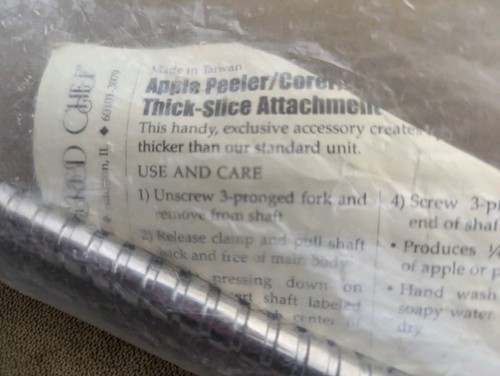 NEW! Pampered Chef Apple Peeler Corer THICK Slice Attachment Green Handle dec24 - Picture 4 of 6