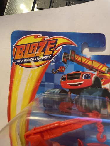 New Blaze & the Monster Machines Die-Cast Rescue Construction Crane Blaze - Picture 4 of 9