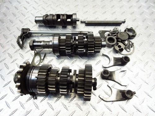 1988 88-93 Suzuki GSX1100 Katana Transmission Gear Drum Shaft - Picture 8 of 12