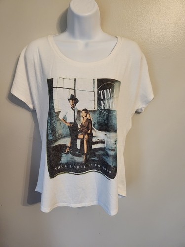 Womens Tim McGraw Faith Hill Soul 2 Soul 2018 Concert Tour Shirt Size Medium - Picture 1 of 2