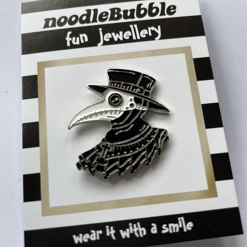 PLAGUE DOCTOR Enamel pin DARK Steampunk Badge UK GOTH Seller HORROR - Picture 10 of 10