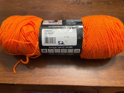 Red Heart SUPER SAVER Yarn **Partial Skeins** Ounces listed with each color - Picture 7 of 147