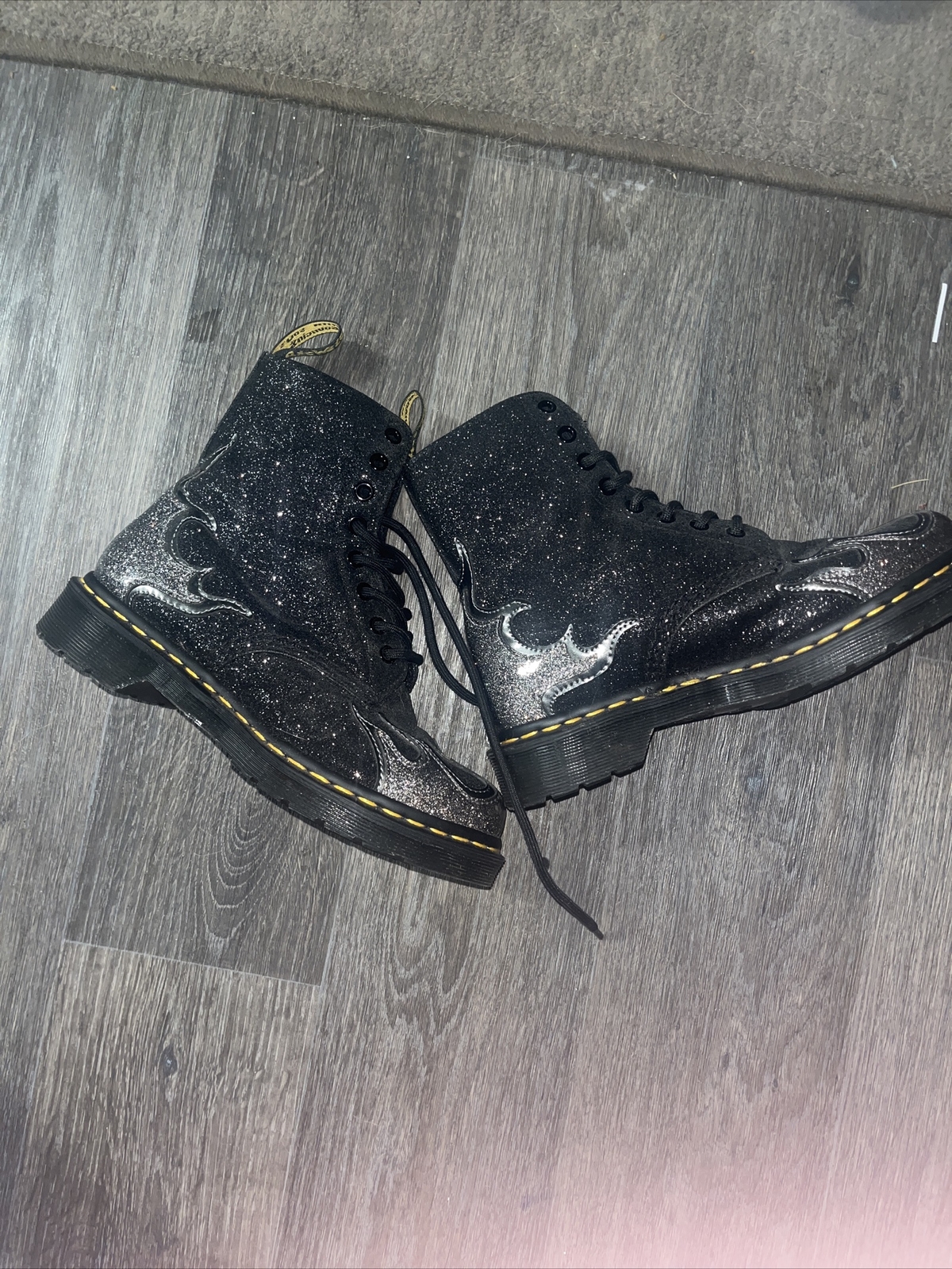 dr martens pascal flame