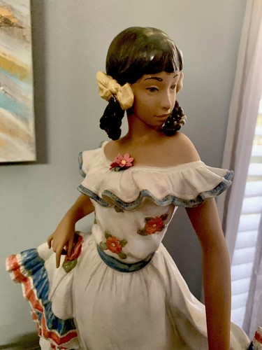 LLADRO #2424 Dance of Joy. Rare - MINT - 17.25" Tall. - Picture 2 of 15