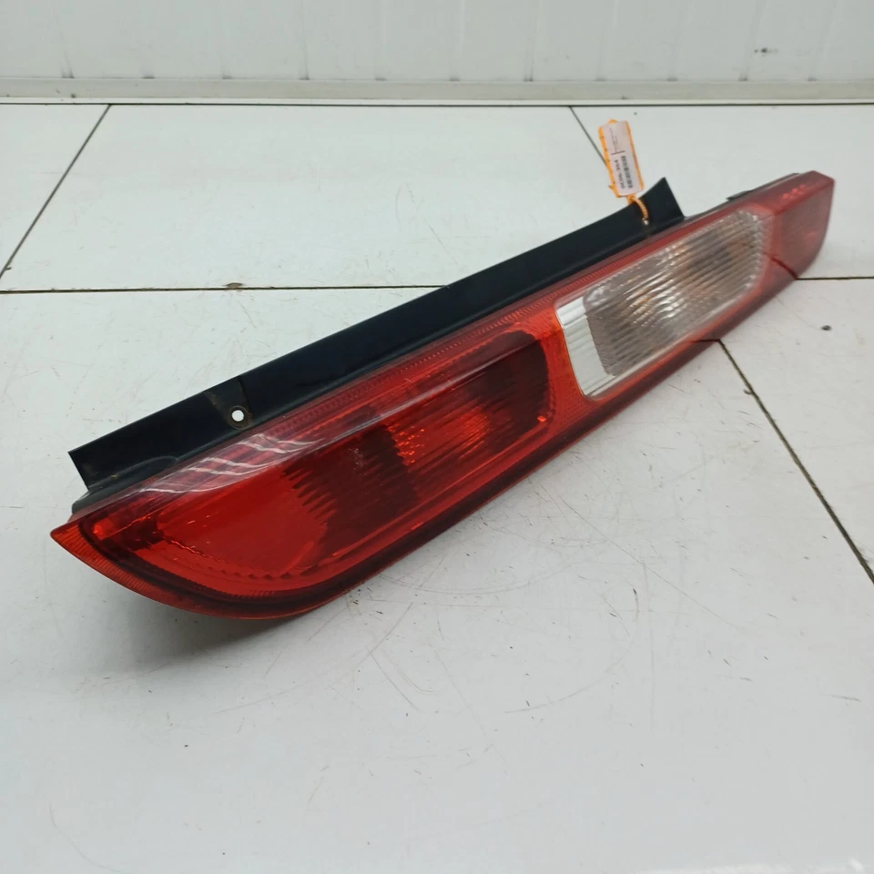 2006 Ford Focus MK2 Sport задний задний фонарь водитель правая сторона 4M51-13404-A - Изображение 3 из 4
