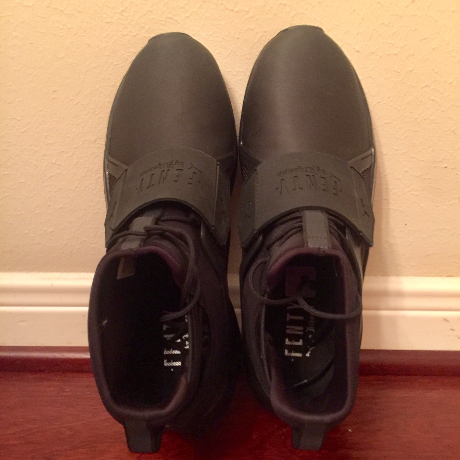 FENTY Donna Puma Rihanna Hi Trainer Donna FENTY Size 10 bd8f3a FENTY Donna Puma Rihanna Hi Trainer Donna FENTY Size 10 bd8f3a