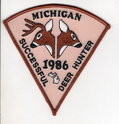 1986 MICHIGAN DNR SUCCESSFUL DEER HUNTER PATCH - MICHIGAN DNR-BEAR-TURKEY-