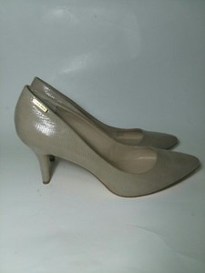calvin klein kimberly pump