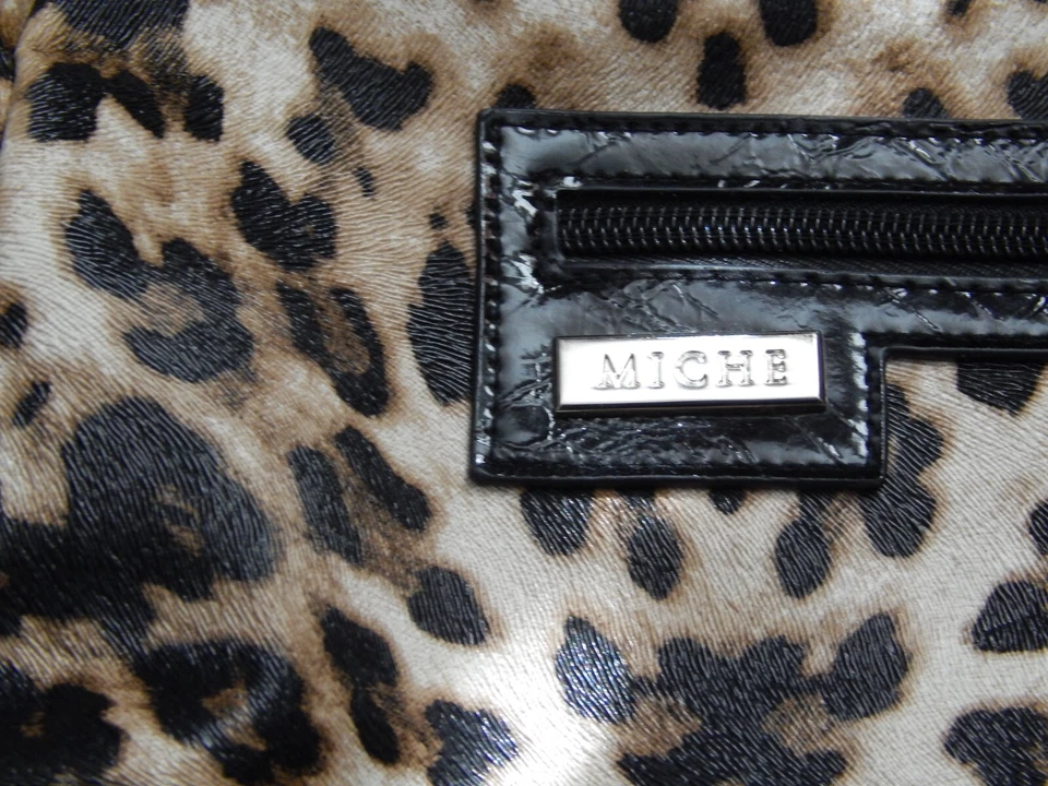 MICHE TEREASA WOMEN'S PURSE SHELL CHARM SET SHOULDER BAG FAUX LEATHER LEOPARD - Image 4 of 4