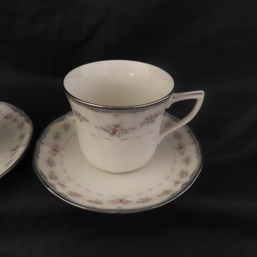 Noritake Traviata Elfenbein 4er Set Kaffee Tee Tassen und Untertassen China Rosa Blumen - Bild 4 von 9