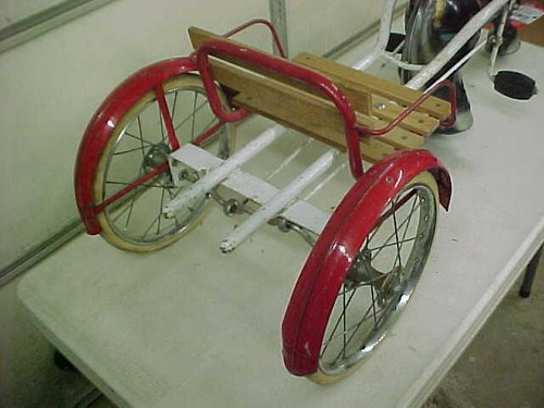 VINTAGE MOBO PRESSED STEEL PEDAL HORSE WITH CART! - Picture 12 of 12
