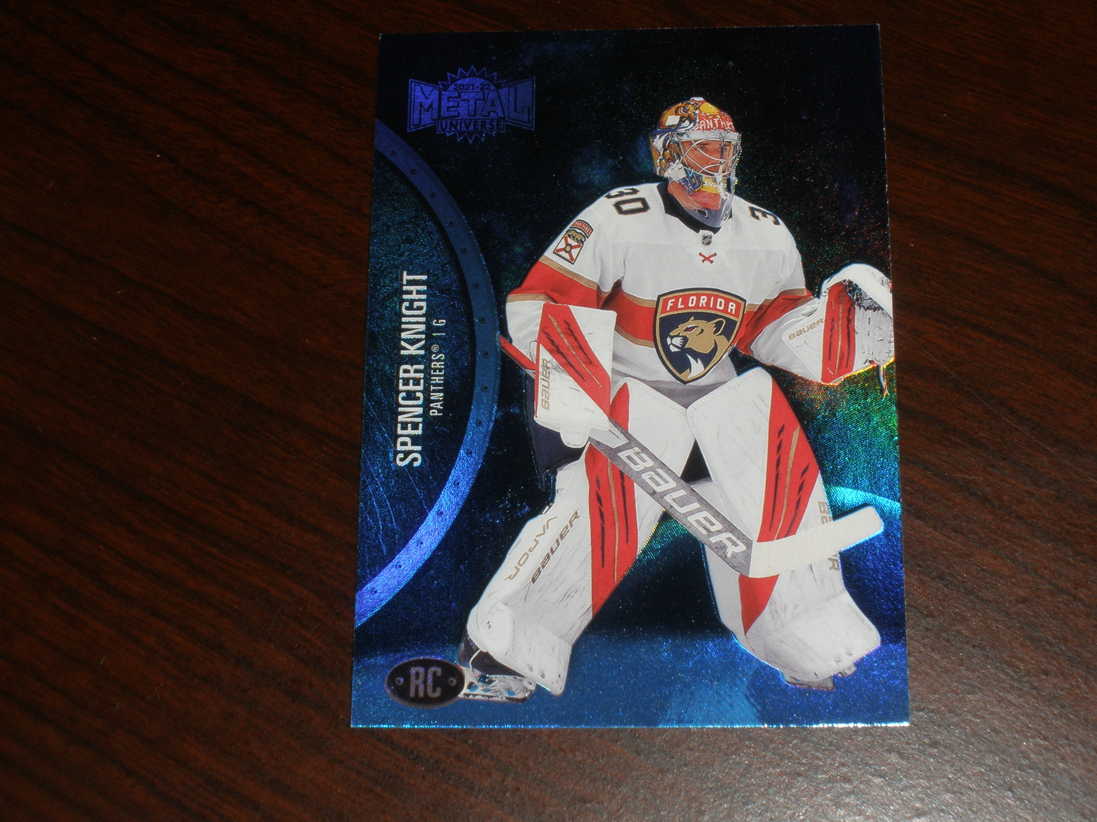 2021-22 Skybox Metal Universe Blue Spectrum #160 Spencer Knight Rookie RC