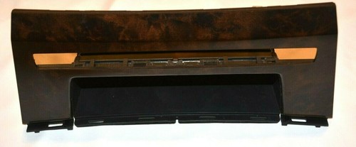 2005 BMW 530I E60 CENTER DASH STORAGE BOX W/ TRIM OEM 314640000 - Picture 2 of 3