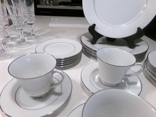 NORITAKE TAHOE LOTTO DI 4 IMPOSTAZIONI POSTO COMPLETE - Foto 4 di 6