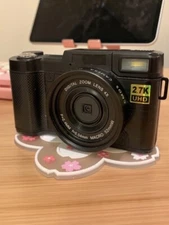 digital camera