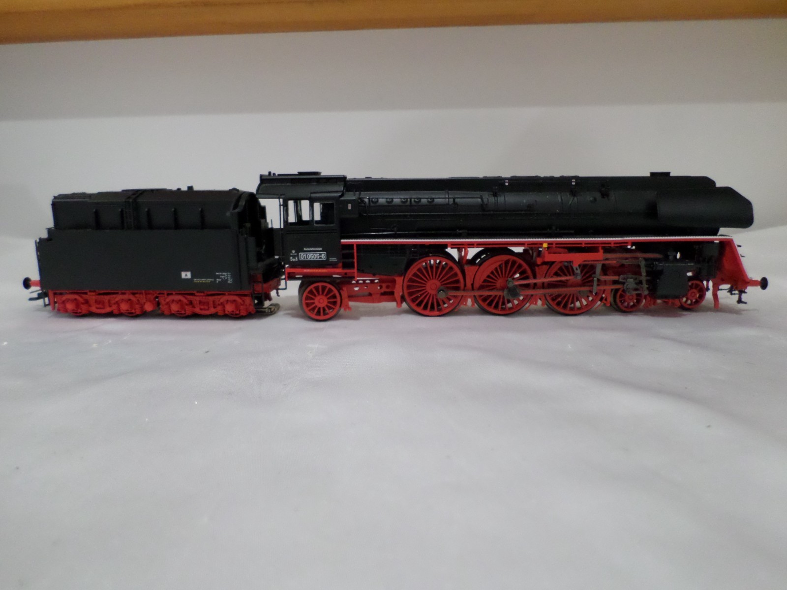 Picture 9 of 24