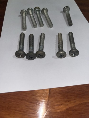 10 Vintage Reclaimed Machine Screws, 1/4-20 x 1 1/2 Inches - Picture 2 of 3