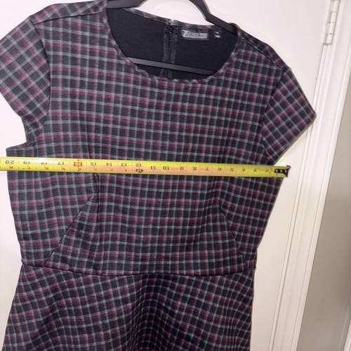 Top negro a cuadros 7th Avenue Design Studio Peplum XL - Imagen 3 de 5