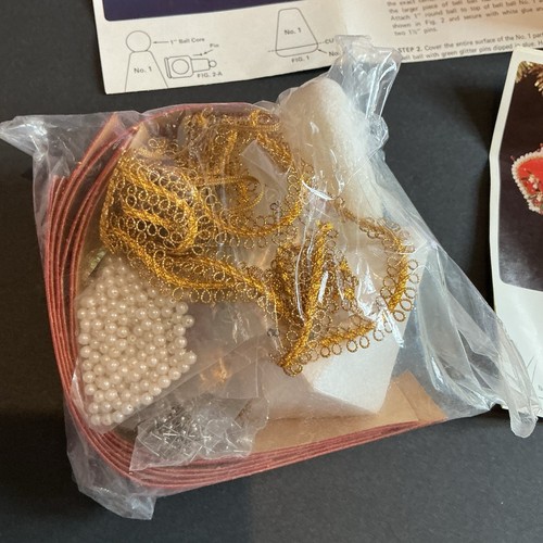 Lote de 2 kits de manualidades navideñas con cuentas kit adorno del mes Lee Wards vintage - Imagen 7 de 7