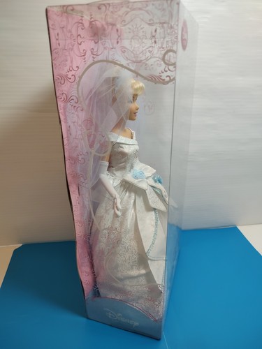 Disney Store Cinderella Doll "Once Upon a Wedding" 2011 Disney Princess NIB - Picture 6 of 12