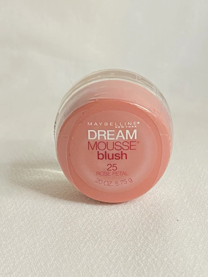 MAYBELLINE Dream Mousse Rubor ~ Pétalo de Rosa #25 Foto 3 de 4