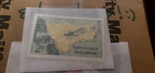 Stamps Republic Of Cameroun Flowers - Picture 6 of 7
