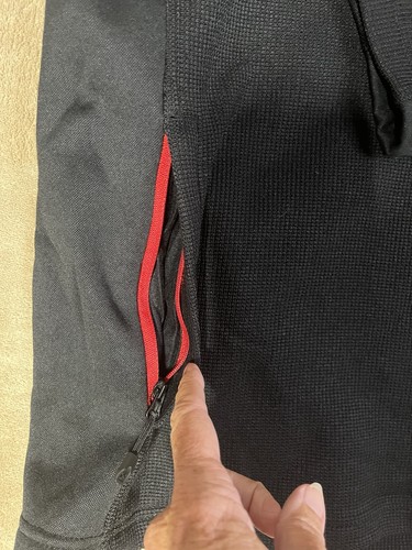 Spyder Men's M Outbound 1/4 Zip Black Pullover Core Sweater Jacket Red logo - Picture 5 of 8