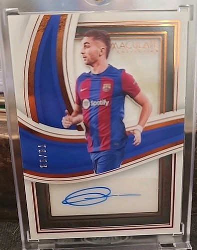 2023-24 Immaculate Collection - Shadowbox Signatures Ferran Torres #SS-FT /99 - Picture 5 of 5
