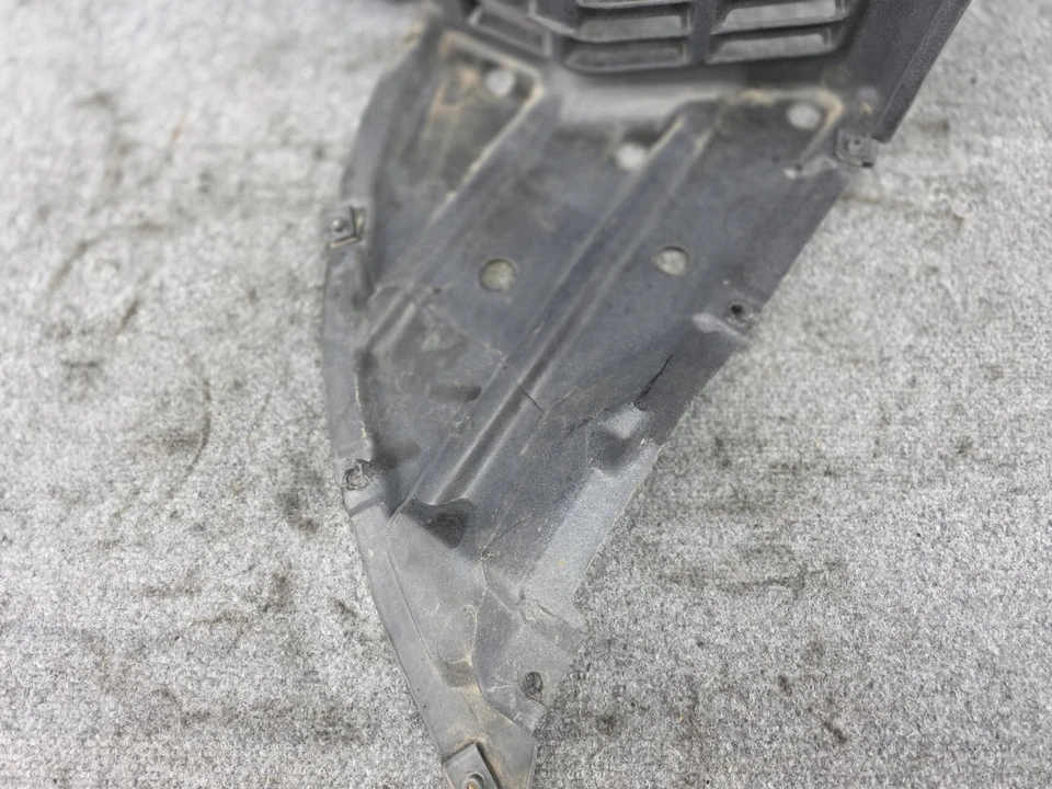 LEXUS 1992-1996 SC300 SC400 OEM FRONT RIGHT PASSENGER SPLASH SHIELD FENDER LINER - Image 3 of 4