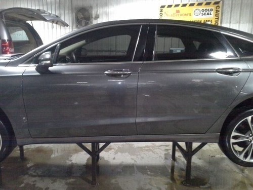 Ford Fusion 2019 limpiaparabrisas motor derecho - Imagen 11 de 12
