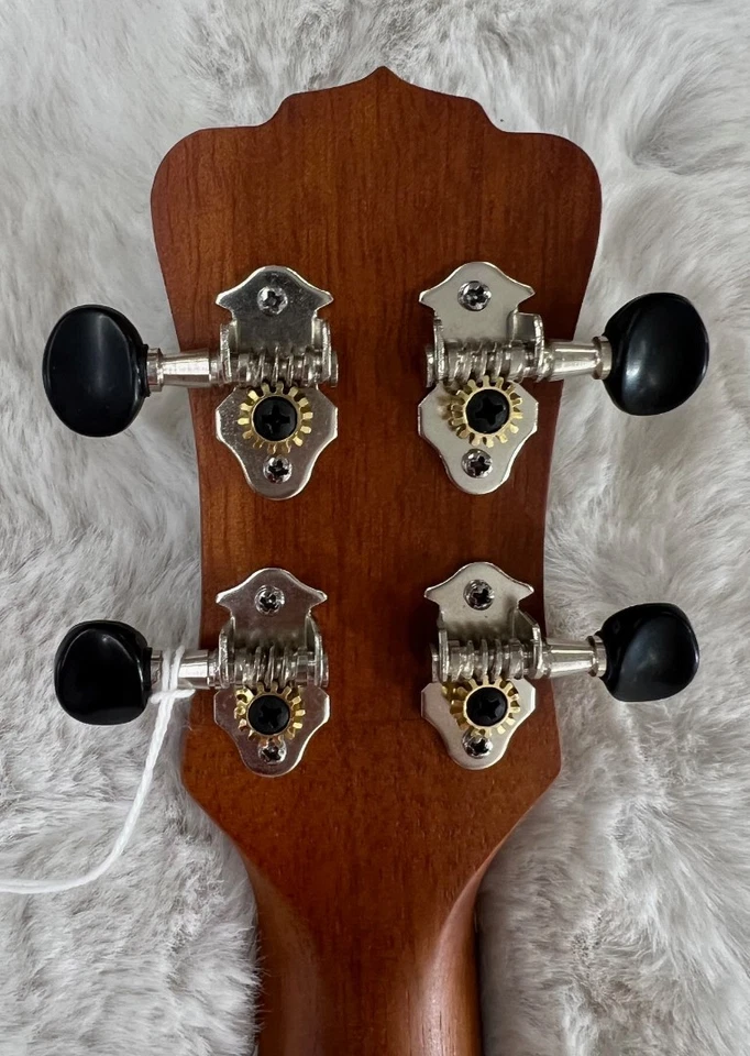 Luna Guitars UKE VMB EL Vintage Mahogany Baritone Ukulele with preamp - Image 2 of 4